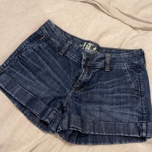 Women’s jean short